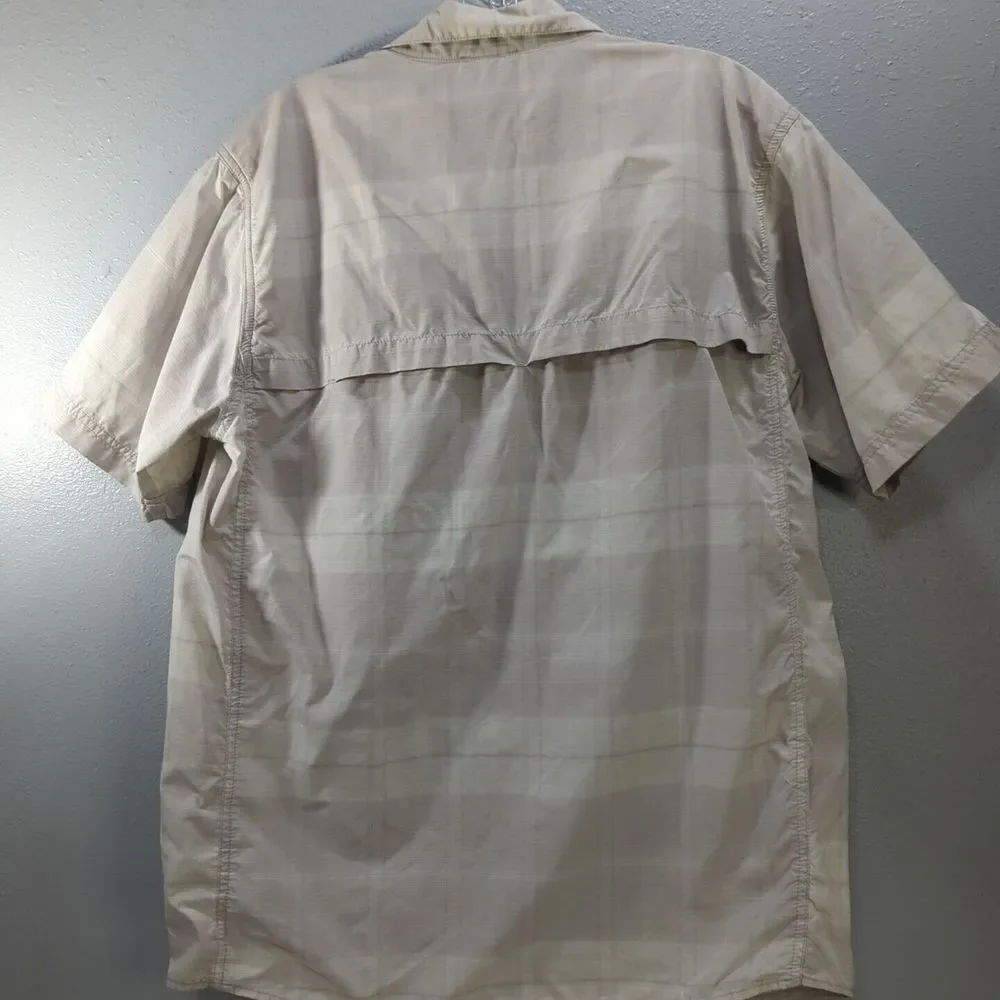 The North Face Men's‎ Med Vaper Wick Gray Plaid Short Sleeve Button Up Shirt 537